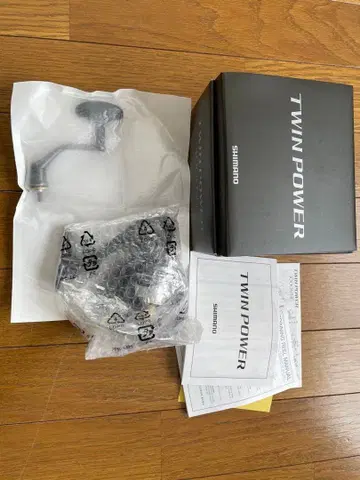 시마노 TWIN POWER 4000XG 스피닝 릴