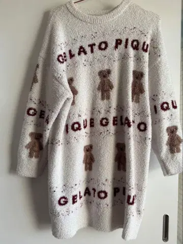 젤라또피케 홀리데이 베어 원피스