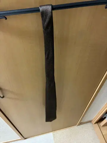 브라운 도트 무늬 넥타이