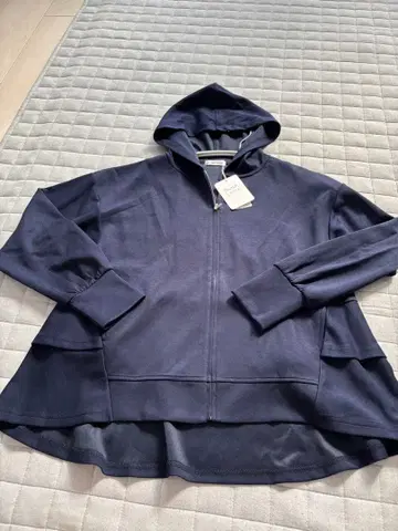 새상품 안나루나 프릴 후드티 네이비