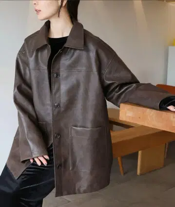 셀렉 모카 스탠칼라 페이크 가죽 자켓