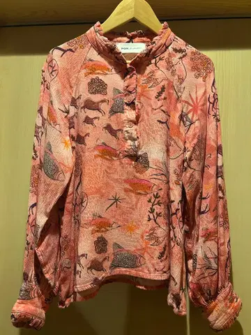 POM Amsterdam 동물 패턴 프릴 옷깃 긴팔 셔츠