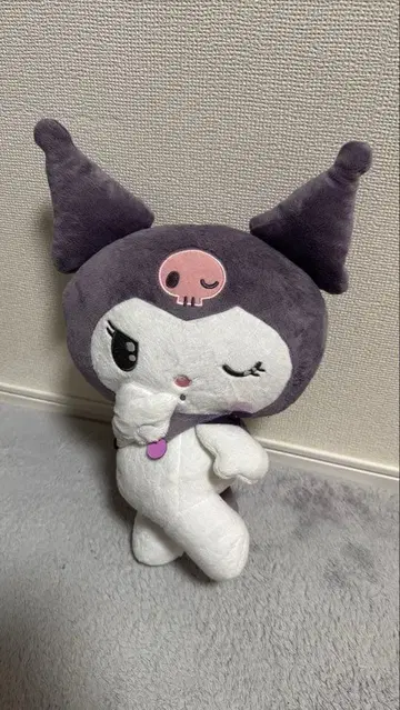 쿠로미 봉제 인형