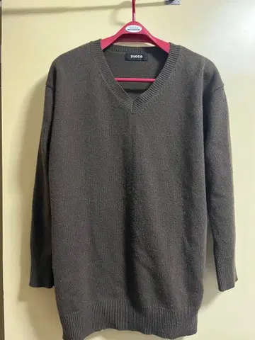 ZUCCa 사이즈 M 브라운 V넥 니트 스웨터