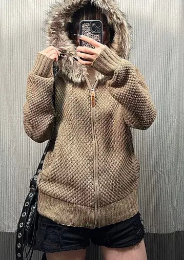 베이지 퍼 후드 후드티 그런지 y2k 헤이세이 갸루 모리걸