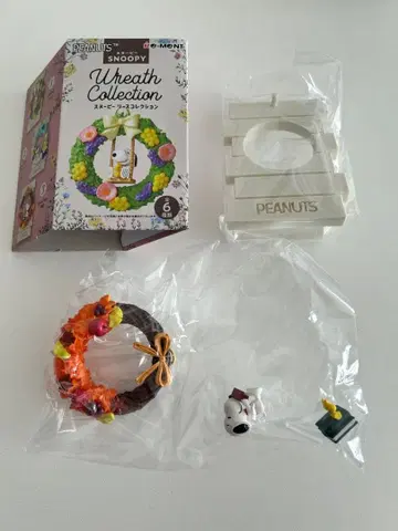 새상품 미개봉 [ 스누피 리스 컬렉션 ]