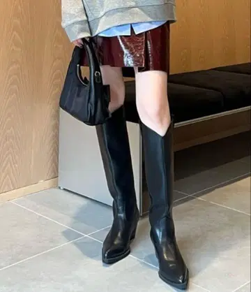 FRAY I.D 가죽 미니 스커트