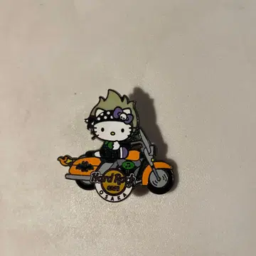 헬로키티 고스트 라이더 핀 배지