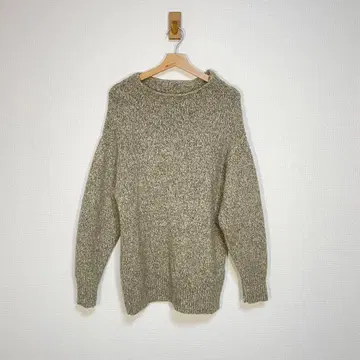 [ 유니클로 ] UNIQLO 니트 스웨터 S 사이즈 긴팔