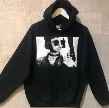 남녀 공용 영화 레온 마틸다 포토 프린트 후드티/블랙