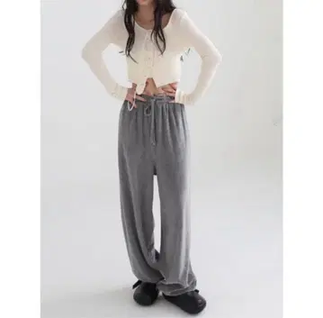 [ aere ] 아에레 smooth 벨루어 팬츠 그레이