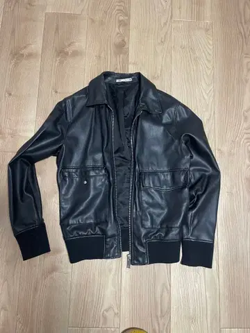 ZARA 블랙 가죽 자켓 L