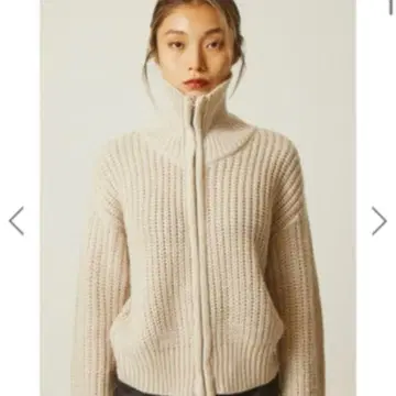 iunleash FULL ZIP VOLUME SWEATER