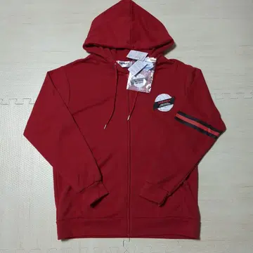 하이큐!! 네코마 후드티 M 사이즈 아베일 콜라보