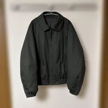 [ 완판 ] 유니클로 U 퍼프 테크 숏 블루종 올리브 L