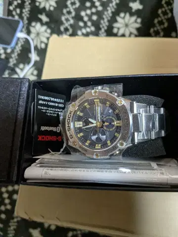 G-SHOCK GA-110 블랙 골드