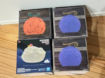 원피스 피규어 4세트 LED 발광 미개봉 상자 하자