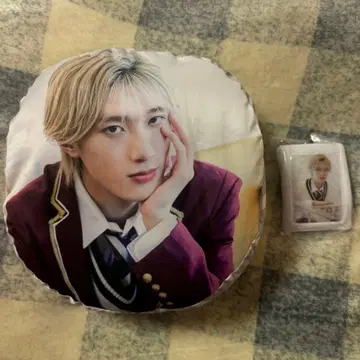 M!LK 야마나카 유타로 쿠션 패스 케이스 트레이딩 카드 EBiDAN