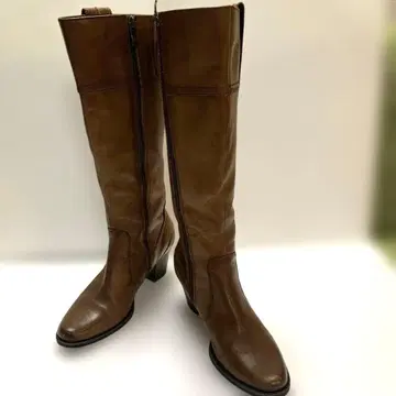 캐롤 가죽 롱 부츠 카멜