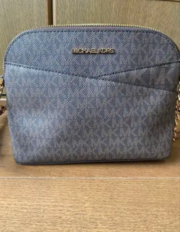 새상품급 마이클코어스 숄더백