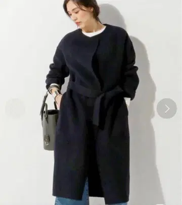 유나이티드 애로우즈 노카라 코트 네이비