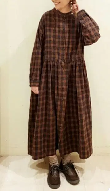 스탠드넥 체크 원피스