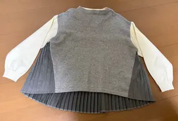 새상품급 Gready Brilliant 백 플리츠 니트