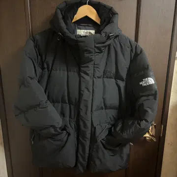 THE NORTH FACE 블랙 다운 자켓