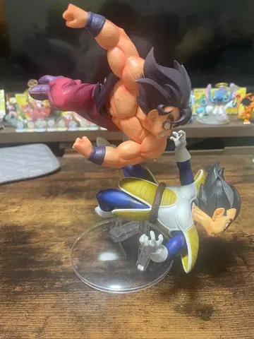 제일복권 드래곤볼 손오공 베지터 B상 피규어