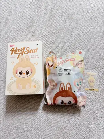 THE MONSTERS Have a Seat 봉제 인형 시리즈