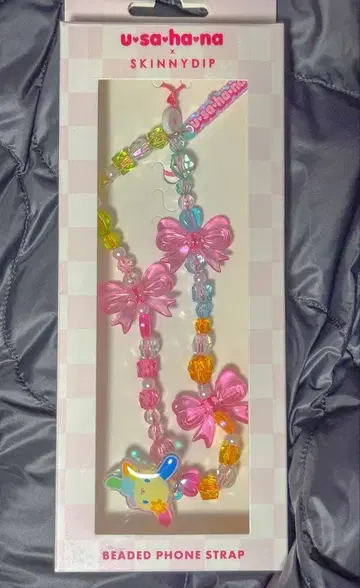 SKINNYDIP LONDON 우사하나 비즈 폰 스트랩 Y2K