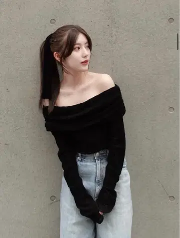 [ FRAY I.D ] 오프숄더 플로키 튤 상의