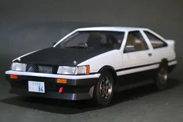 아오시마 AE86 레빈 아키야마 와타루 사양(개조) 조립품