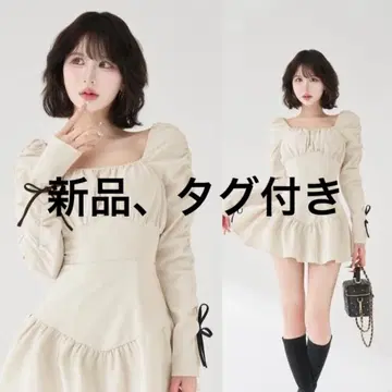 새상품 다리치 스퀘어넥 개더 미니 원피스 FREE