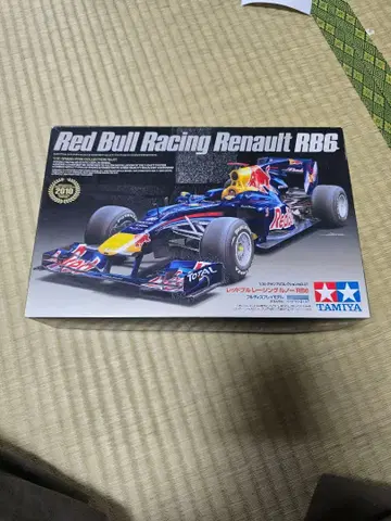 TAMIYA Red Bull Racing Renault RB6