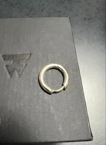 [ 한쪽 귀만 ] TOMWOOD 클래식 후프 스몰 실버