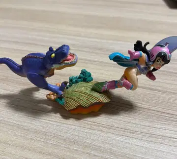 드래곤볼 드라캅 피규어 치치와 공룡