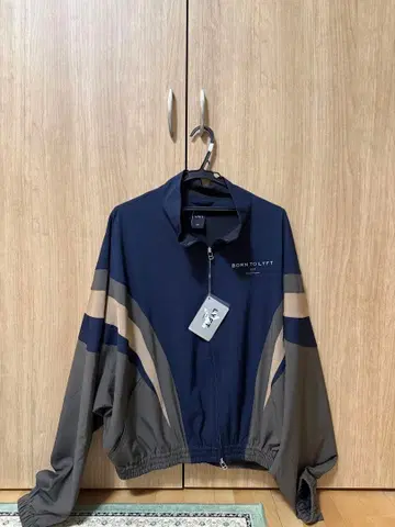 LYFT 2LINE OVERSIZE TRACK JACKET