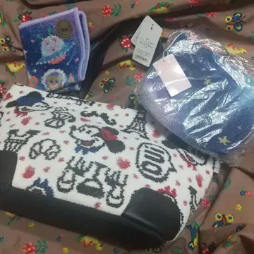 새상품 페이러 미키 백 갤럭시 파우치 손수건