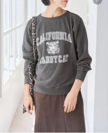 spick & span 스픽 앤 스팬 미크스타 맨투맨