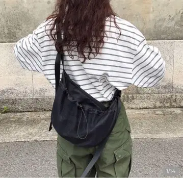 [ nugu ] 메쉬 크로스 호보백