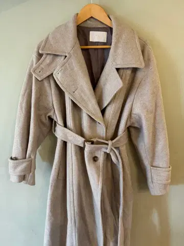 CHICO 베이지 울 트렌치코트