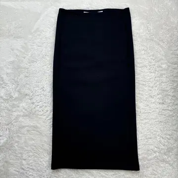 새상품급 COGTHEBIGSMOKE 코그더빅스모크 스커트 네이비