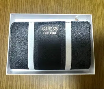 GUESS, 지갑
