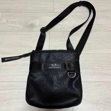 Armani Exchange 블랙 숄더백