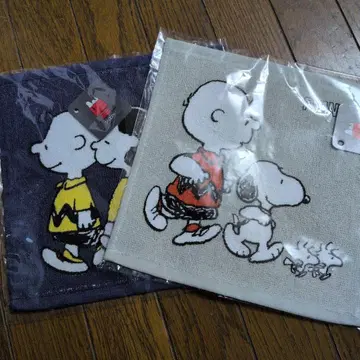 스누피와 찰리 브라운 타월 2종 세트