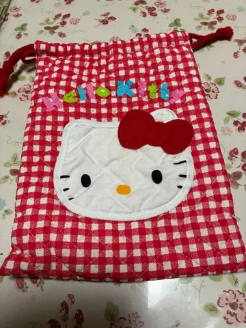 [산리오] 헬로키티 퀼팅 복조리 레트로