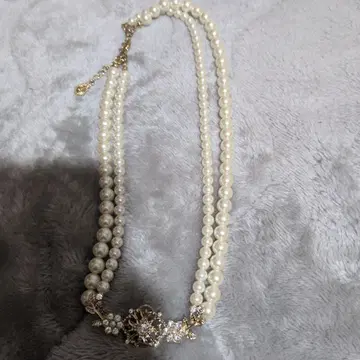 펄과 크리스탈의 이중 목걸이