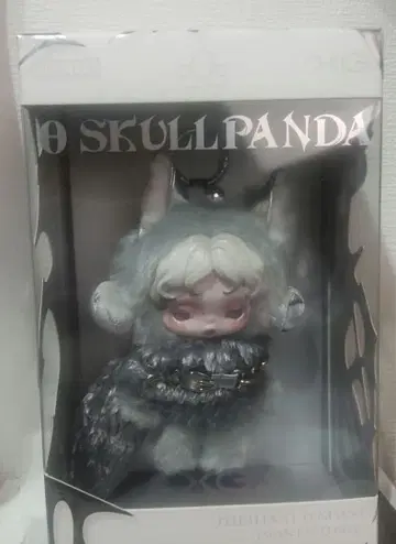 XG 콜라보 봉제 인형 SKULLPANDA 그레이