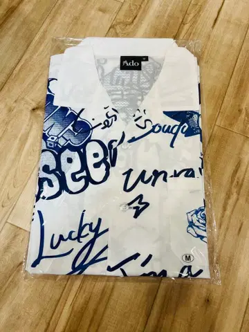 [ 미개봉 새상품 ] Ado 5주년 POPUP 한정판 오픈 카라 셔츠 M